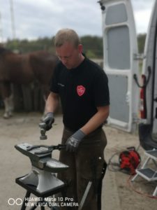 Marko beim Beschlag 14